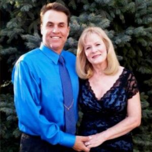 Harold and Toni Henthorn