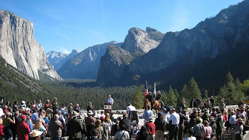 Yosemite National Park Tunnel View overlook Image